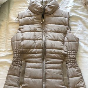 Weatherproof tan vest